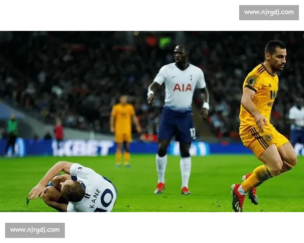 纽卡斯尔主场迎战狼队英超焦点对决攻防走向引热议赛季形势悬念升级